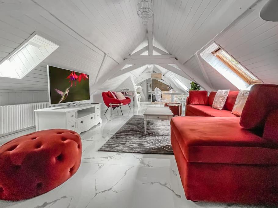 Loft In The Castle Chateau Du Chatelard * Montreux