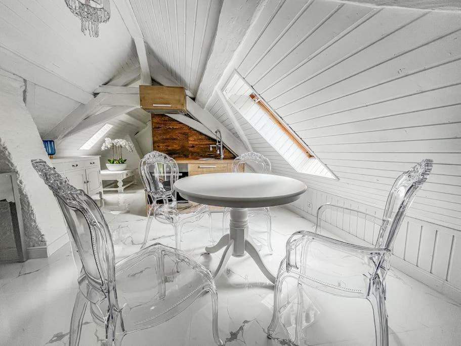 Apartment Loft In The Castle Chateau Du Chatelard